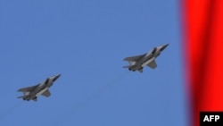 Avionë rusë të llojit MiG-31. Fotografi ilustruese nga arkivi. 