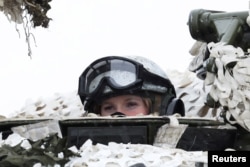 Учения при участии военнослужащих из Норвегии и Швеции после начала вторжения России в Украину. 25 марта 2022 года