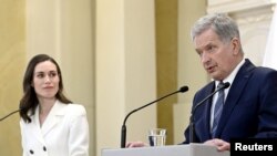  Премиерката на Финландия Санна Марин и президентът Саули Нийнистьо