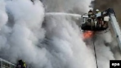Судя по обнаруженным в бытовках холодильникам, рабочие жили прямо на стройплощадке