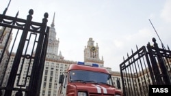 Студенты соцфака заставили землю гореть под ногами декана