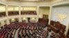 Сегодня новоизбранные франкции будут решать с президентом вопрос о коалиции
