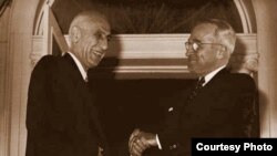 استقبال هری ترومن رئیس جمهور آمریکا از محمد مصدق نخست وزیر ایران در واشنگتن 
