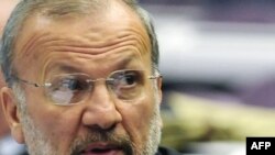 منوچهر متکی، وزیر امور خارجه ایران، در کنفرانس کمک‌های بین‌المللی به سومالی