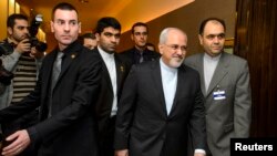 وزیر خارجه ایران مذاکرات فشرده‌ای با کاترین اشتون، نماینده ۵+۱ داشته است