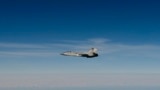 Снимок, опубликованный шведскими воздушными силами: российский МиГ-31 летит над Балтийским морем после того, как он нарушил воздушное пространство Эстонии. 19 сентября 2025 года