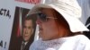 Tatarstan -- Kazan -- disabled person Amina Ibnieva stays in picket in front of Cabinet of Ministers -- 9Jul2020