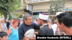 Povodom Ramazanskog bajrama u centru Kragujevca postavljena je "Bajramska sofra", Kragujevac, 01. septembar 2011.