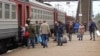 Дончанам нельзя никуда, но теперь хоть можно в Луганск