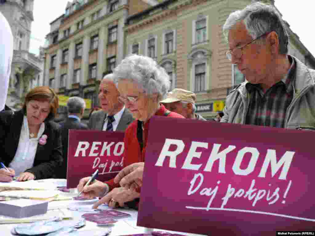 Sarajevo, 26.04.2011. Foto: RSE / Midhat Poturović 