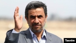 محمود احمدی‌نژاد،